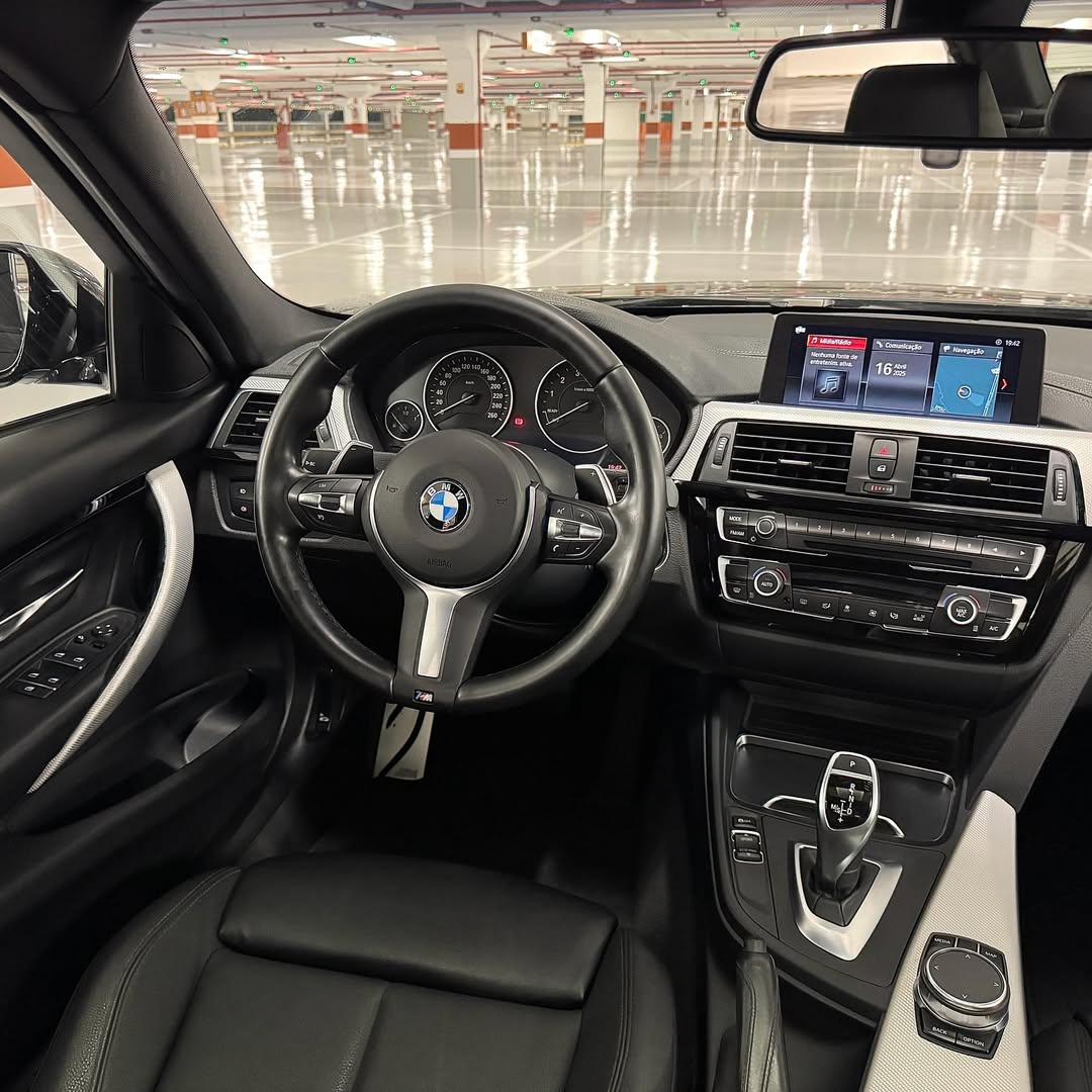 Imagem do Carro 8