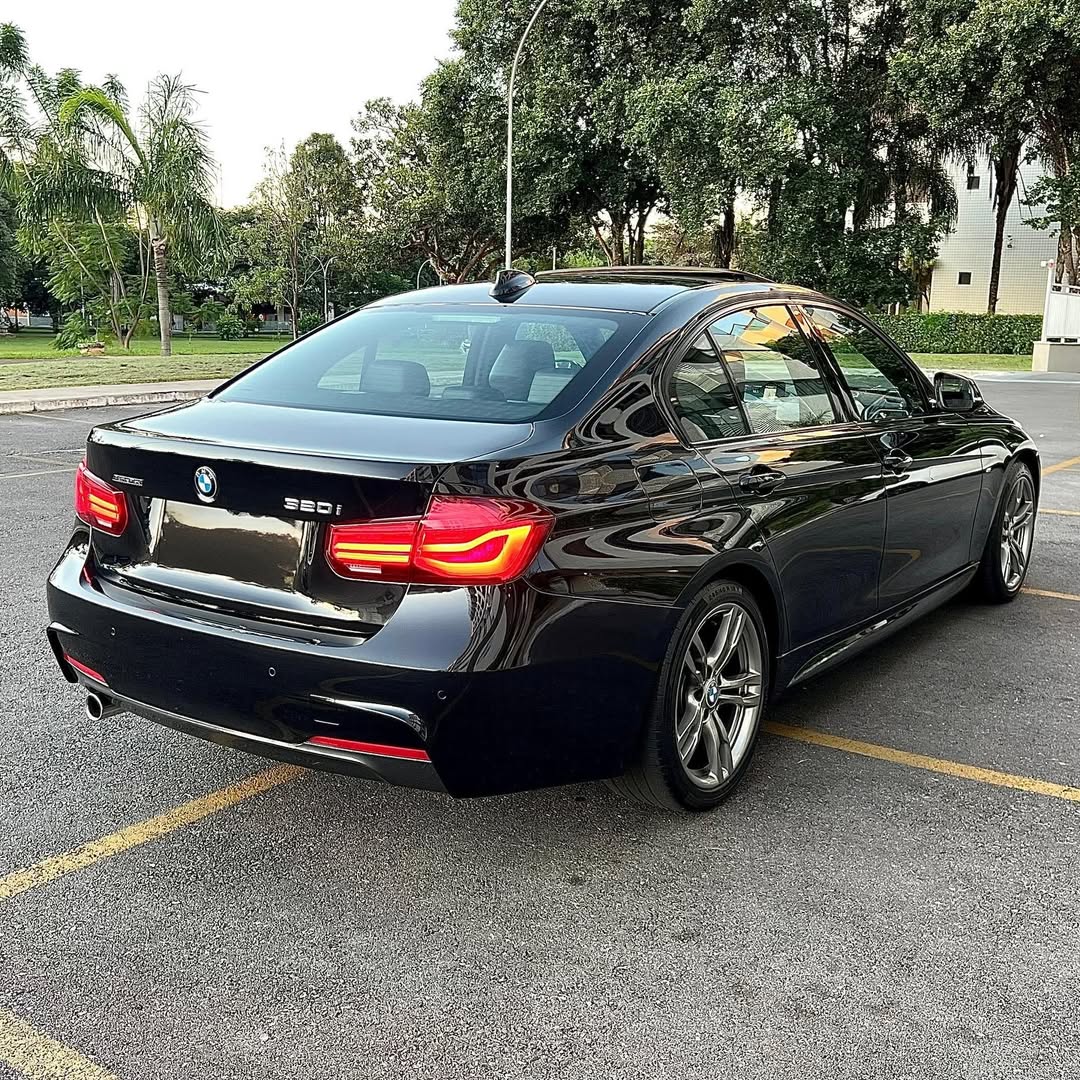 Imagem do Carro 4