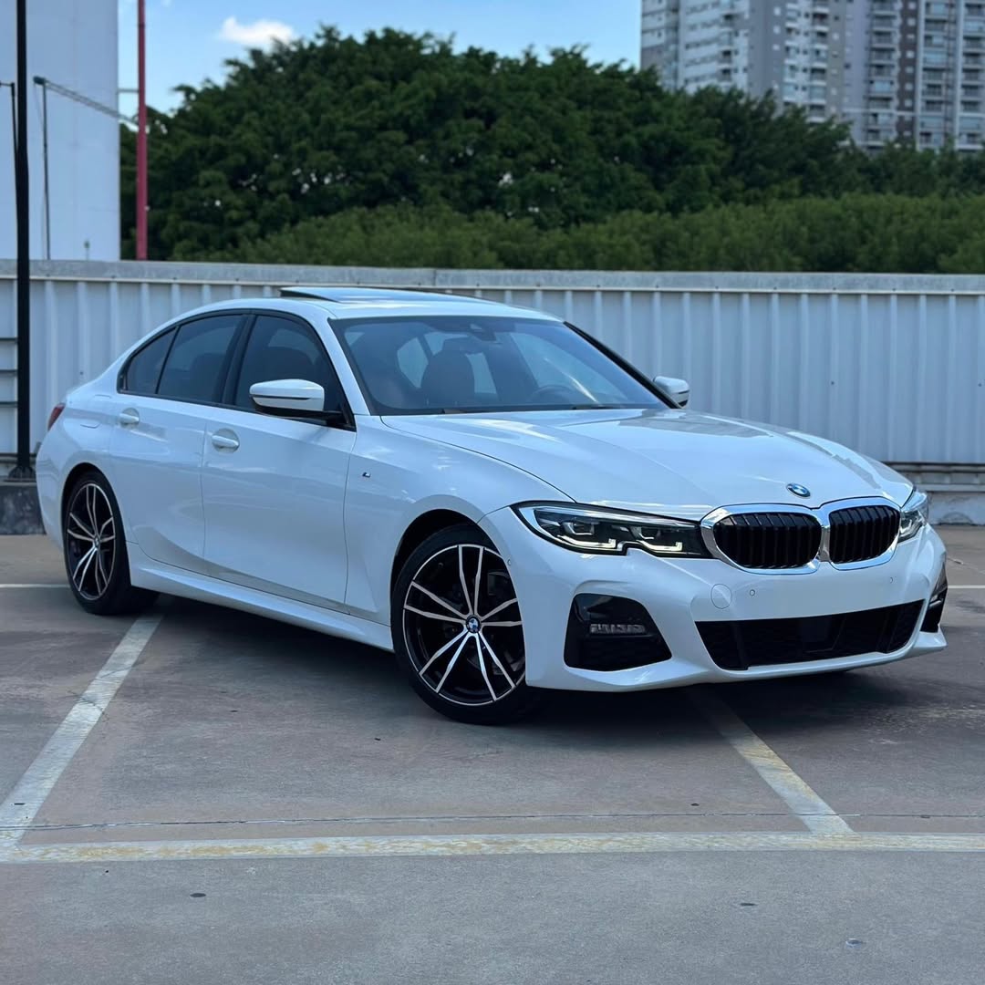 Bmw 320i M Sport 20/20 à venda em São Paulo, Brazil - Foto 4