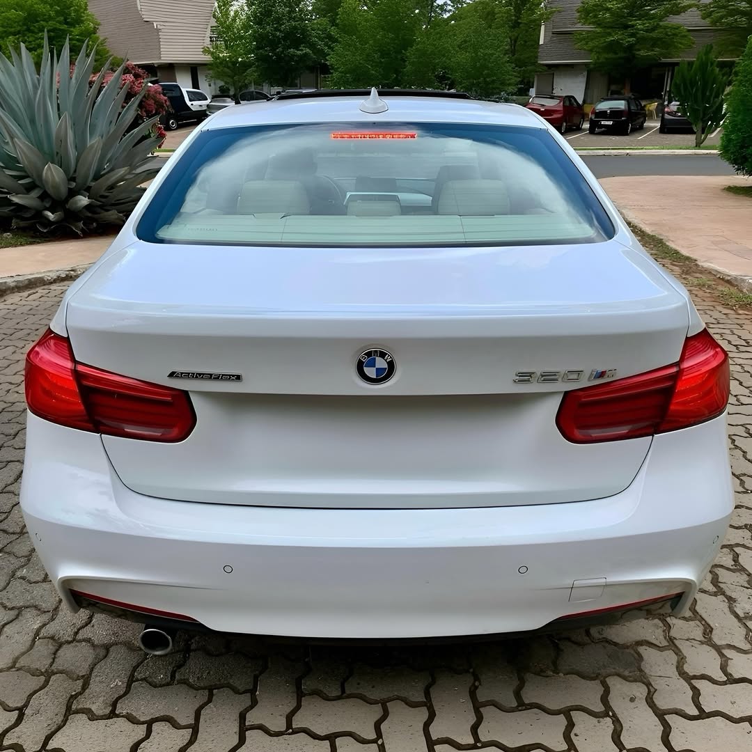 Imagem do Carro 4