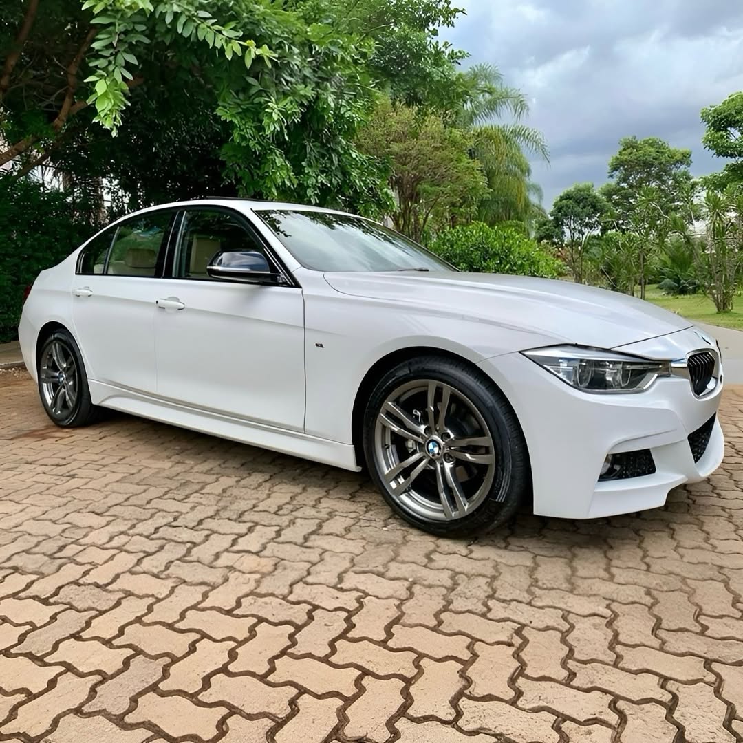 Imagem do Carro 6