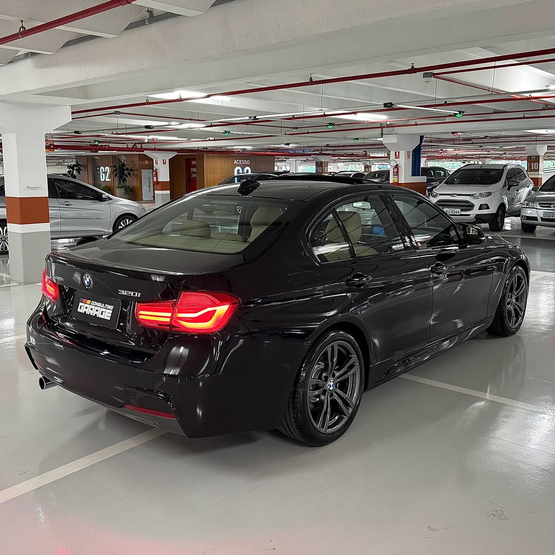BMW 320i M Sport 2017 à venda em Brasília, District Federal, Brazil - Foto 4