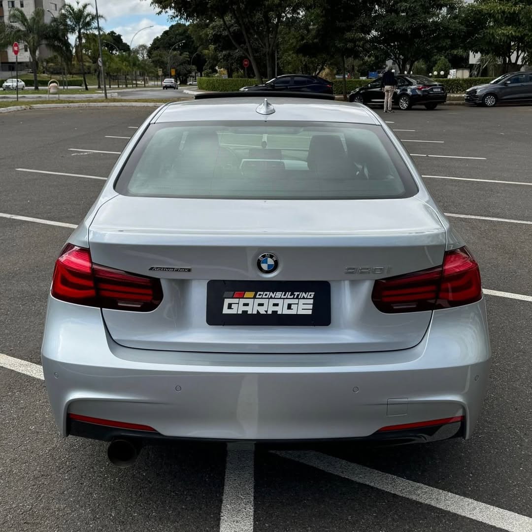Imagem do Carro 4