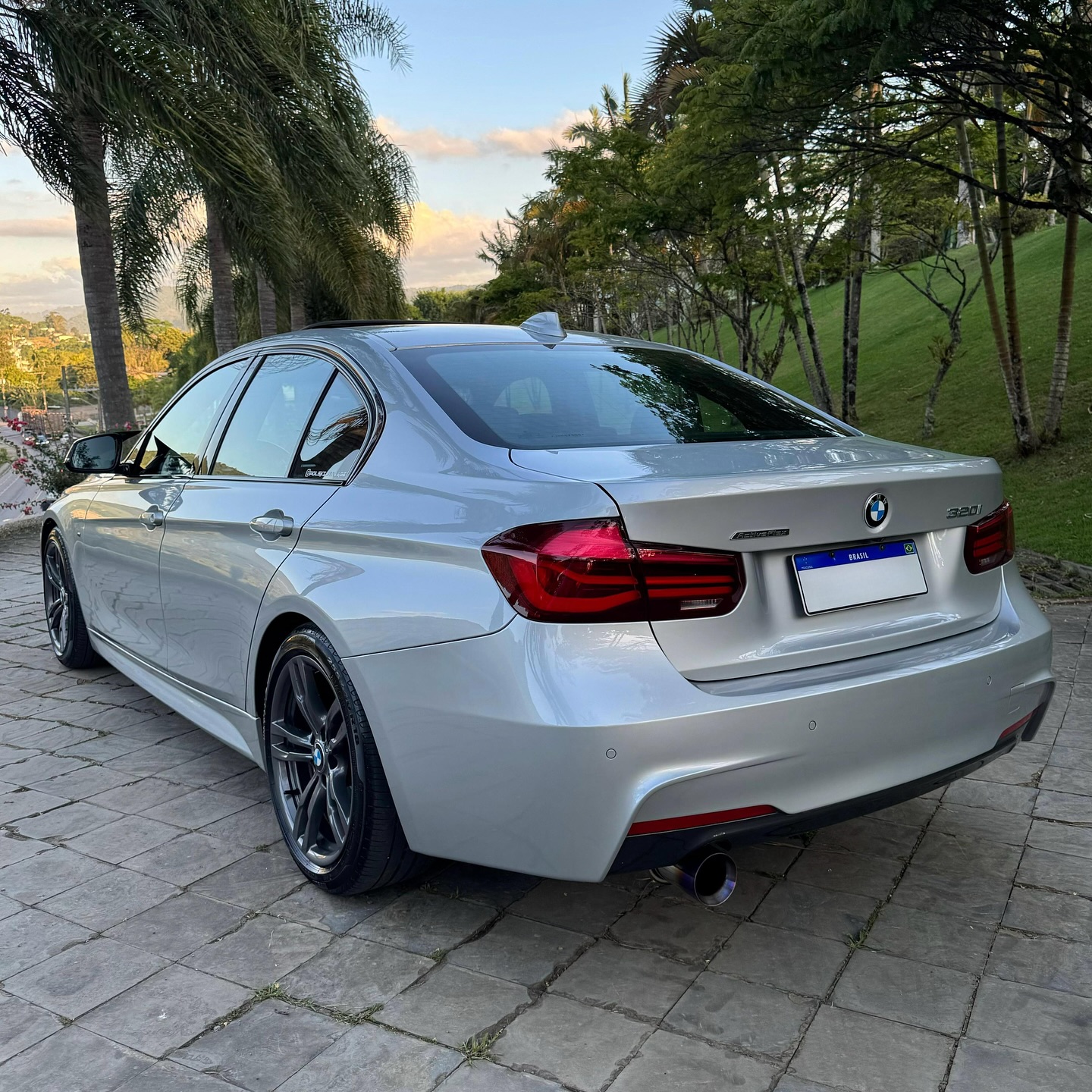 Imagem do Carro 3
