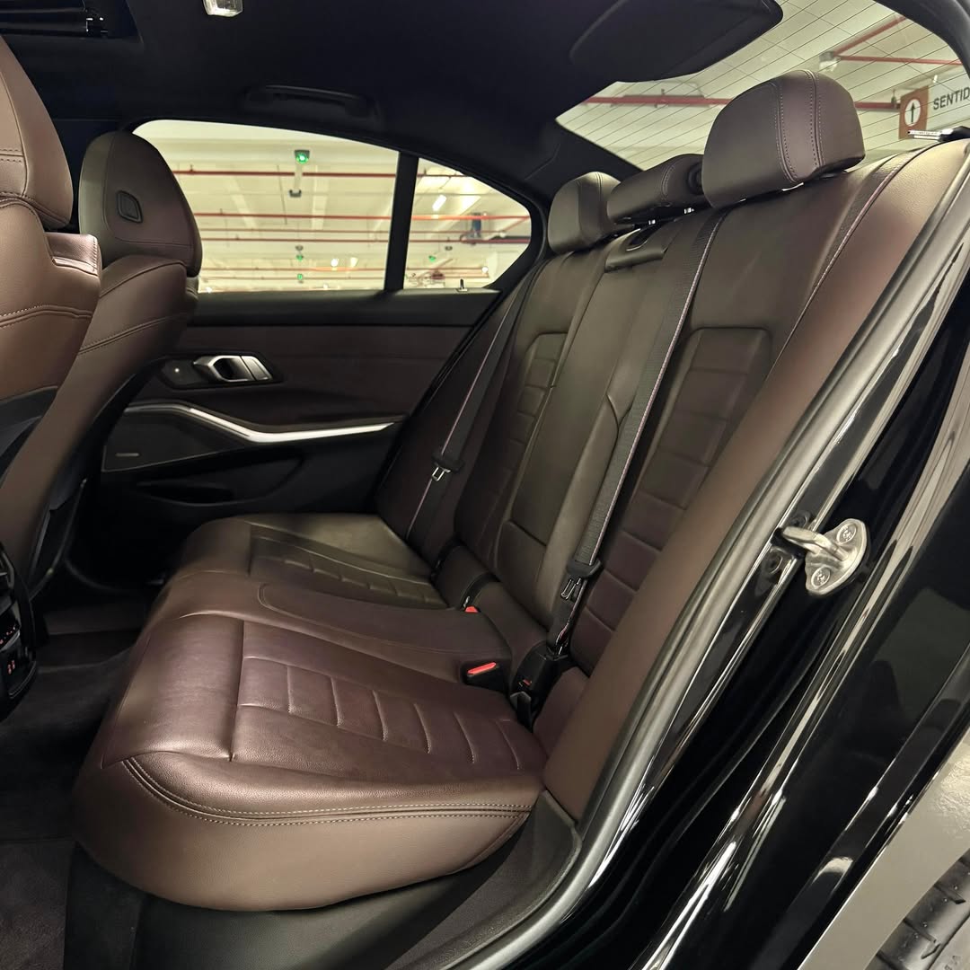 Imagem do Carro 10
