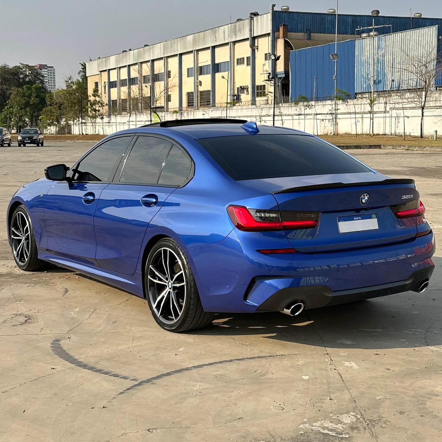Imagem do Carro 3