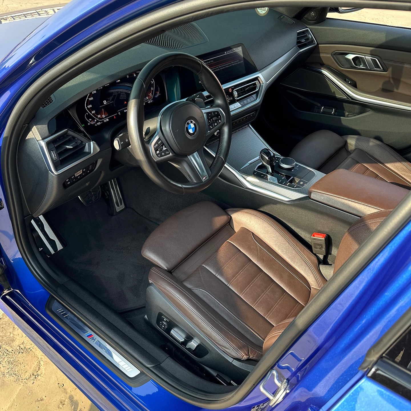 Imagem do Carro 8