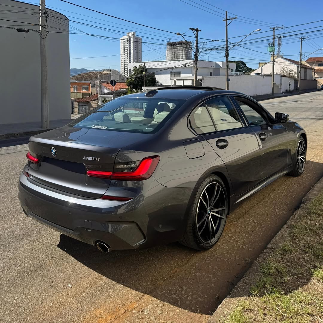 Imagem do Carro 5