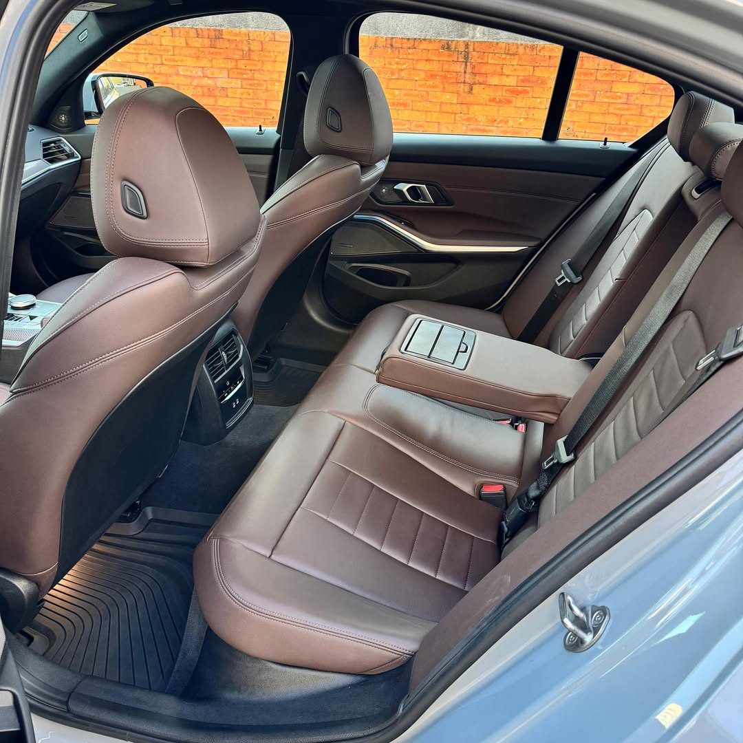 Imagem do Carro 9