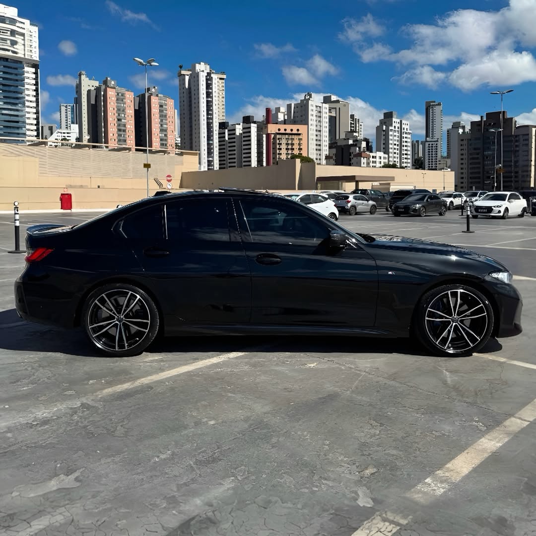 BMW 320i M Sport Activeflex 2024 33.100km à venda em Minas Gerais - Foto 5