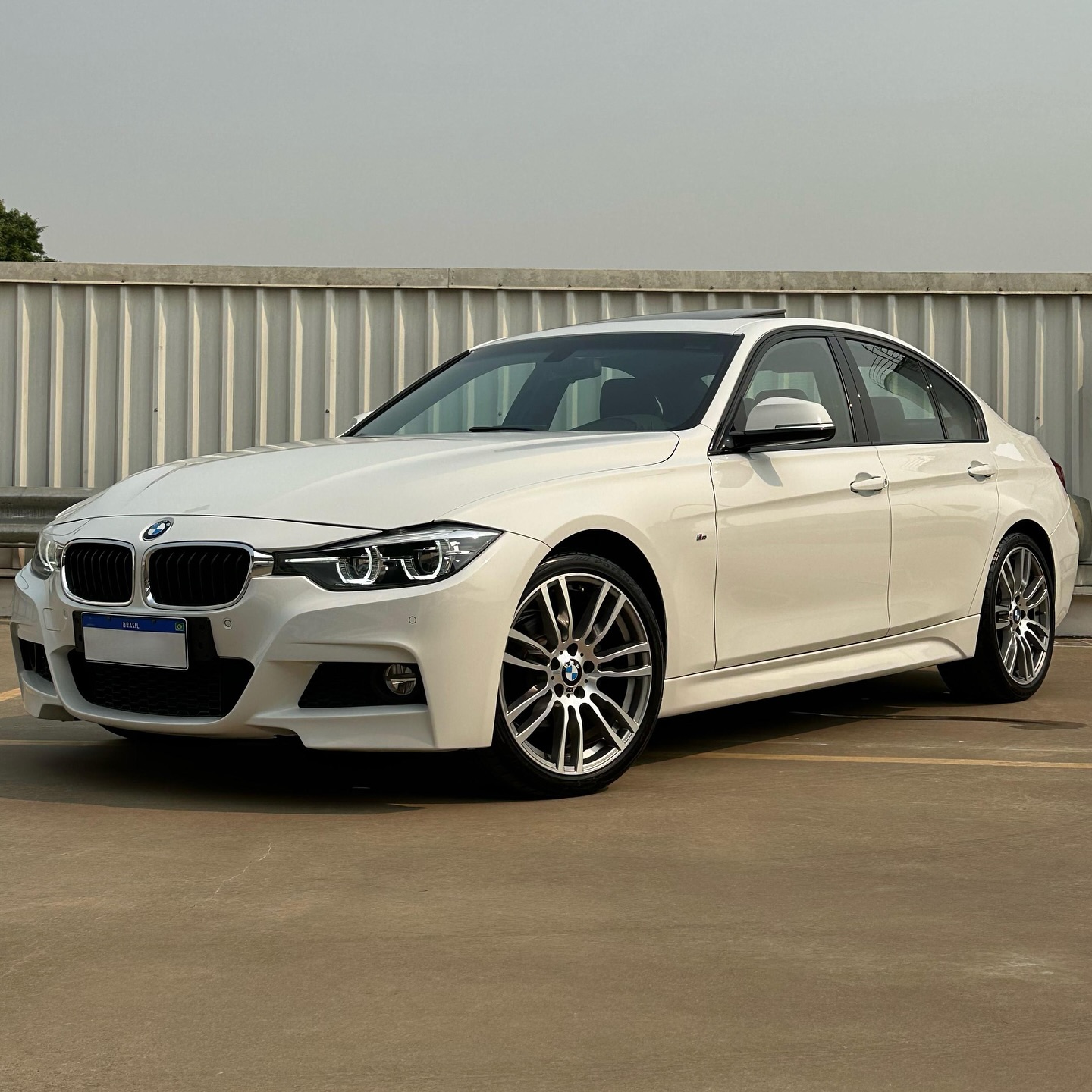 Imagem do Carro 2