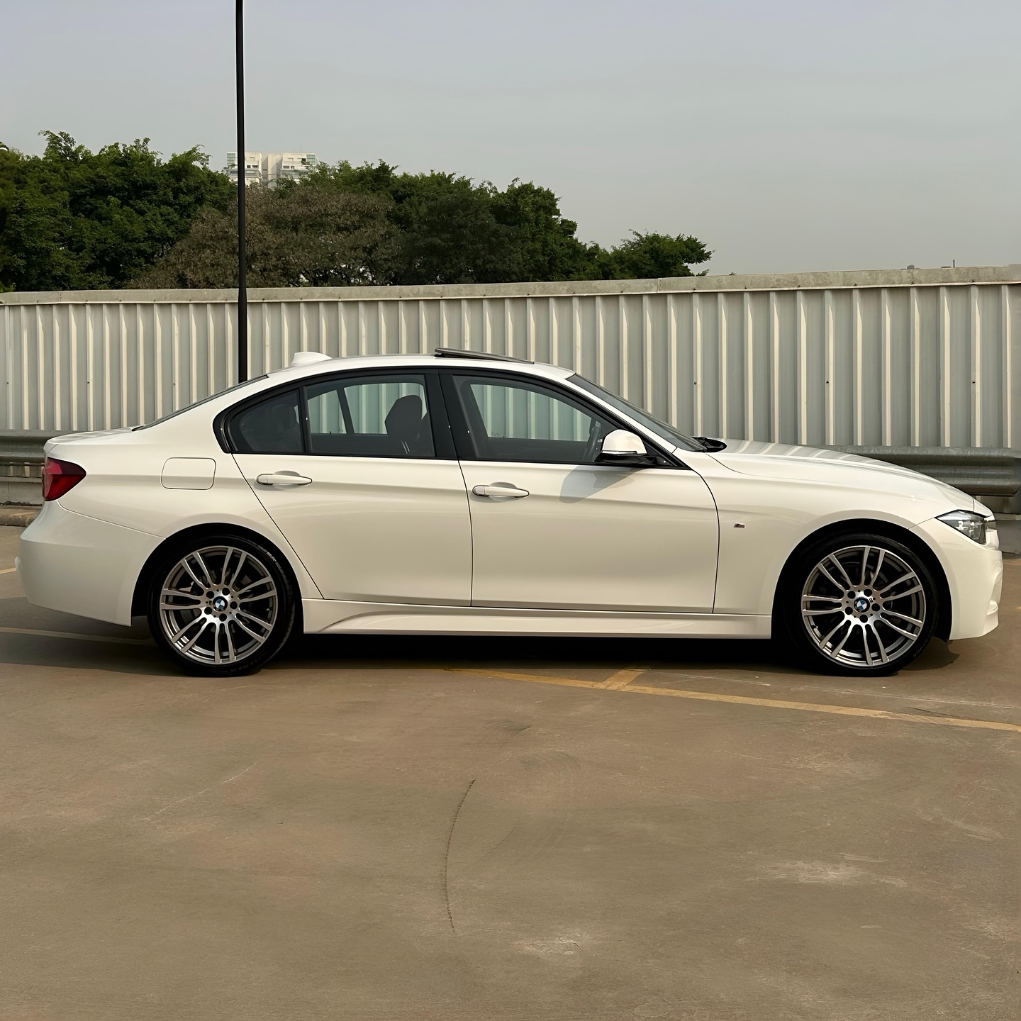 Imagem do Carro 5