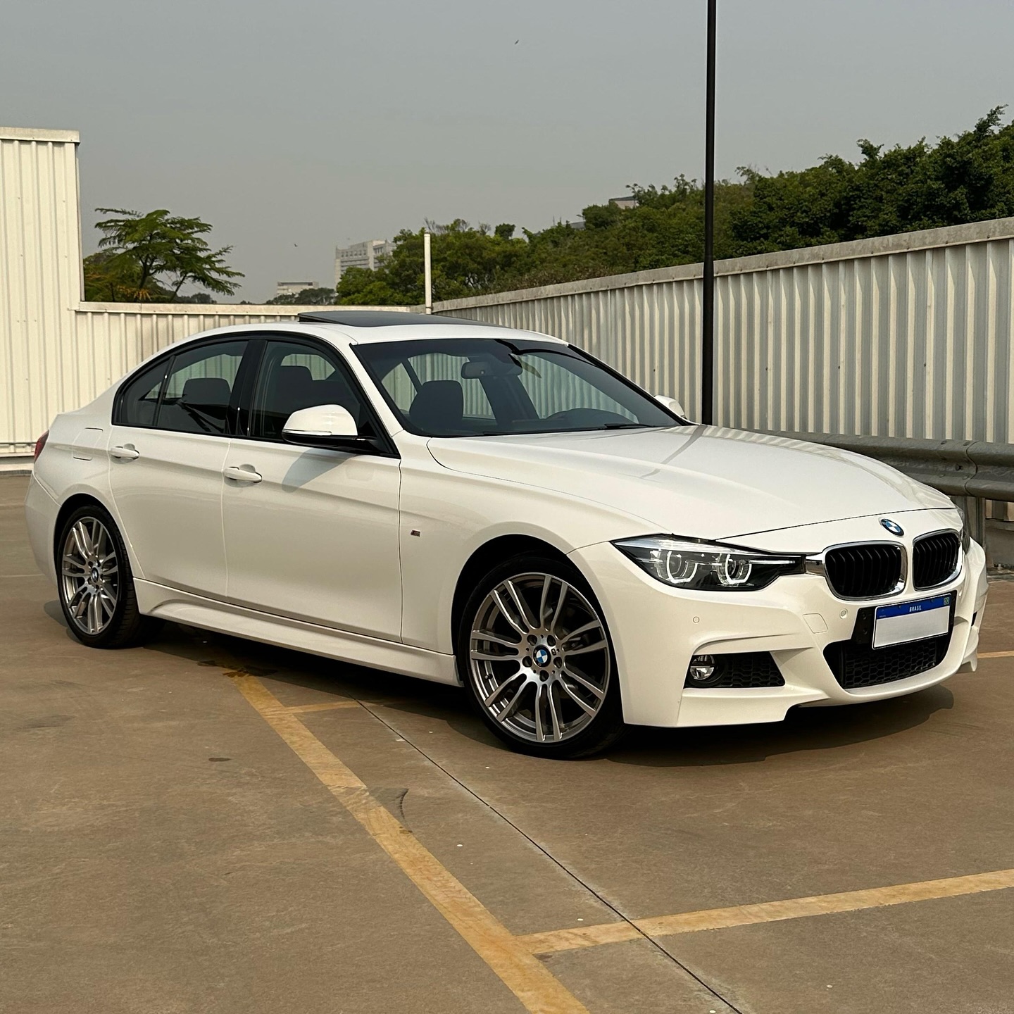 Imagem do Carro 6