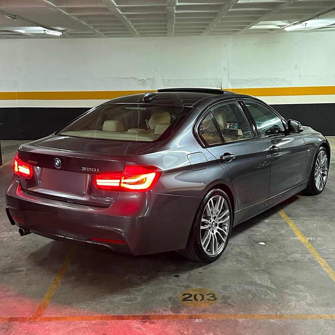 Imagem do Carro 5
