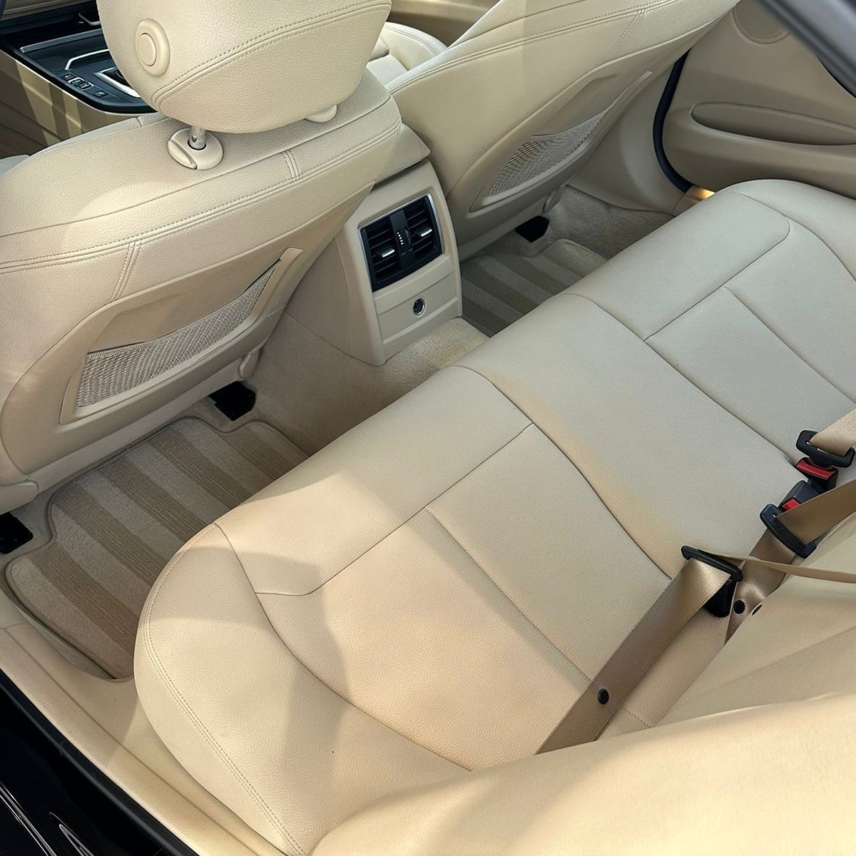 Imagem do Carro 10