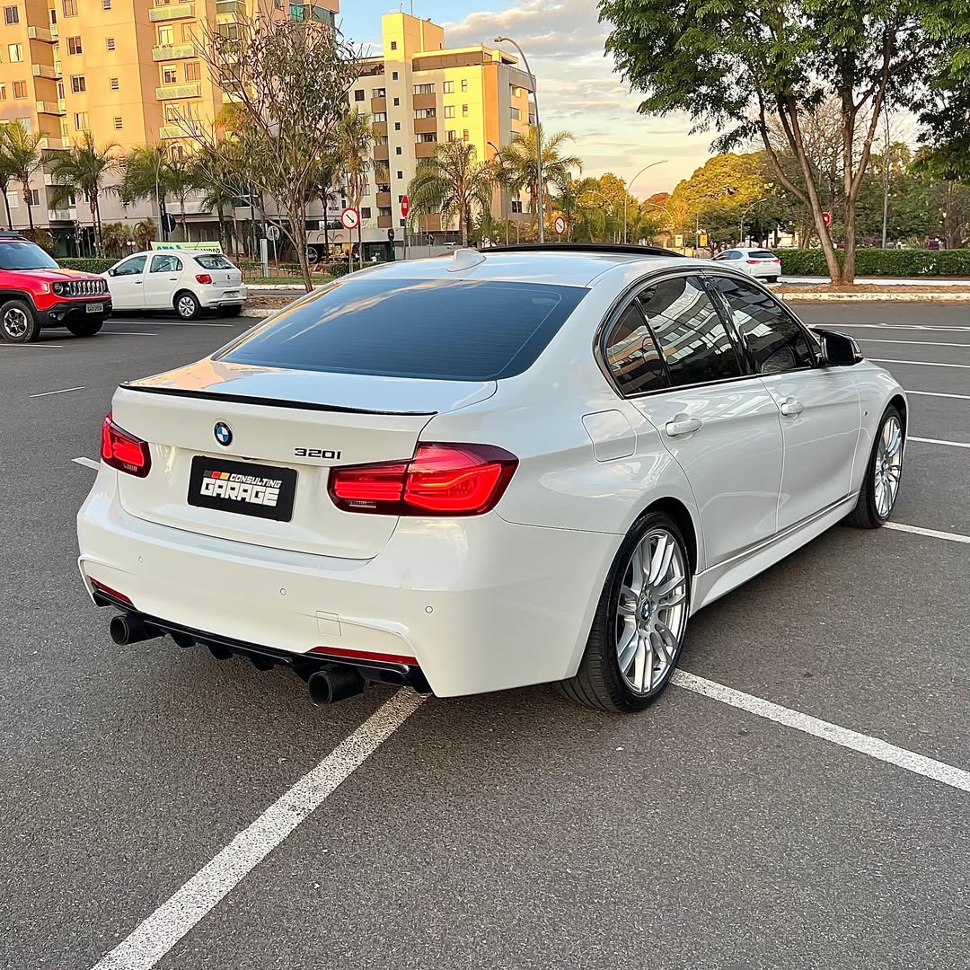 Imagem do Carro 6