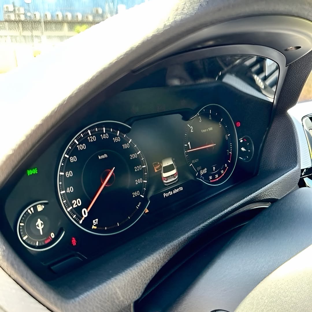 Bmw 320i M Sport Plus 18/18 à venda em  - Foto 8