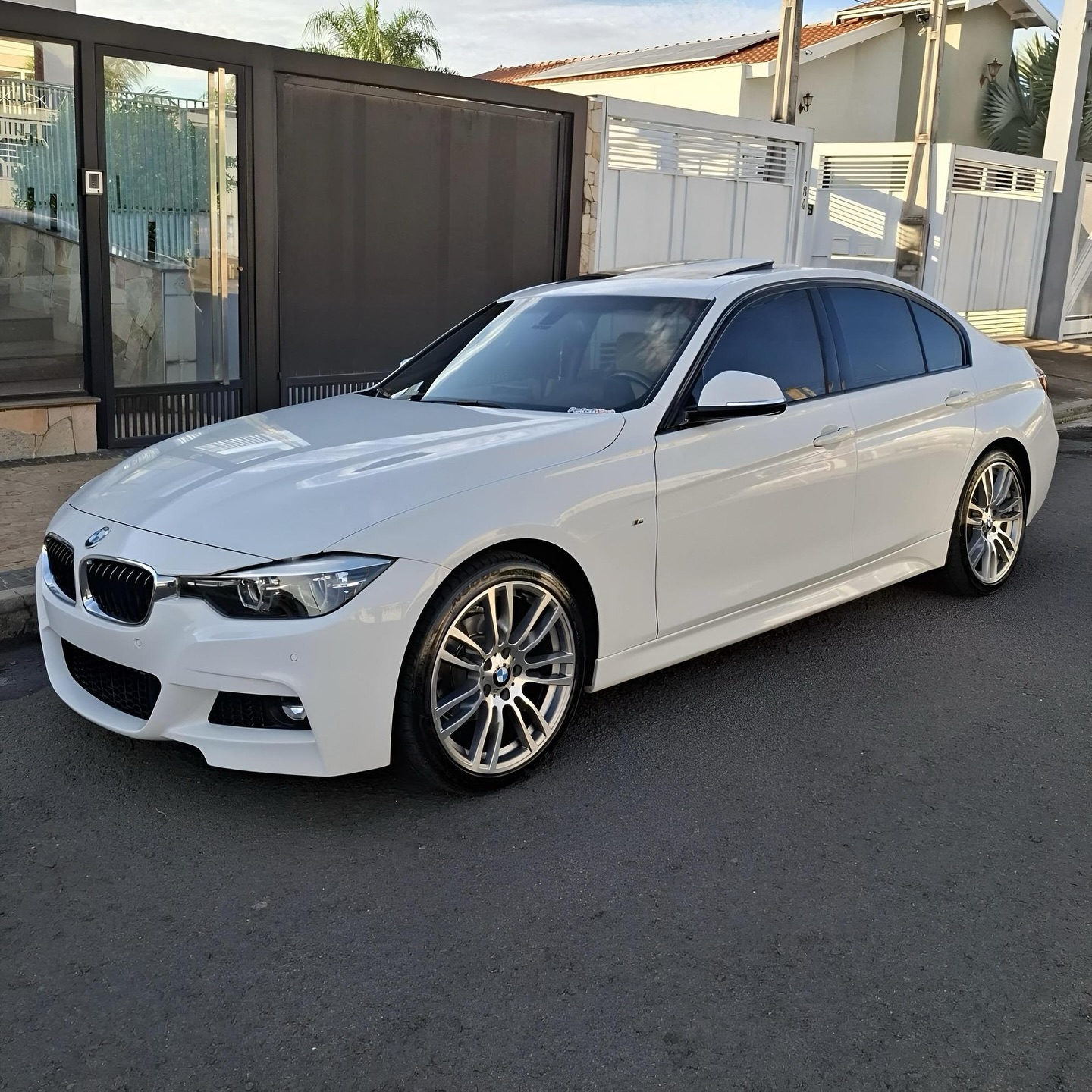 Imagem do Carro 4