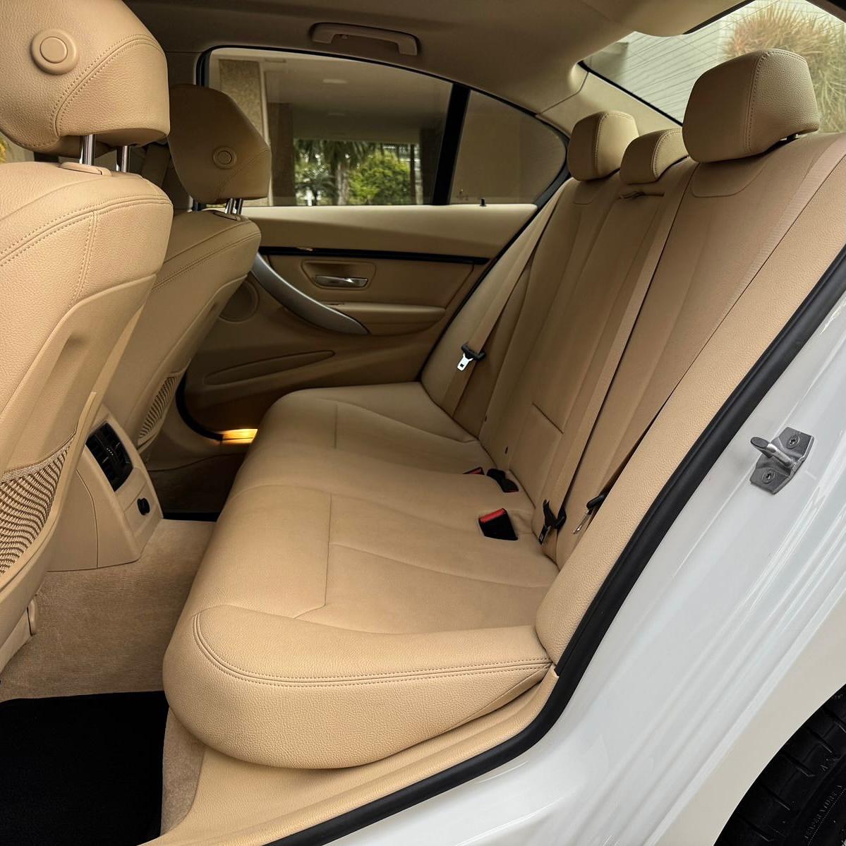 Imagem do Carro 10