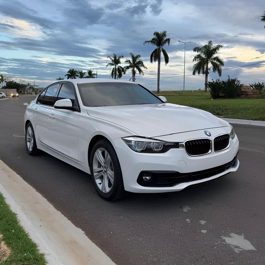 BMW 320i Sport 18/18 87.600km à venda em Brasília, District Federal, Brazil - Foto 6