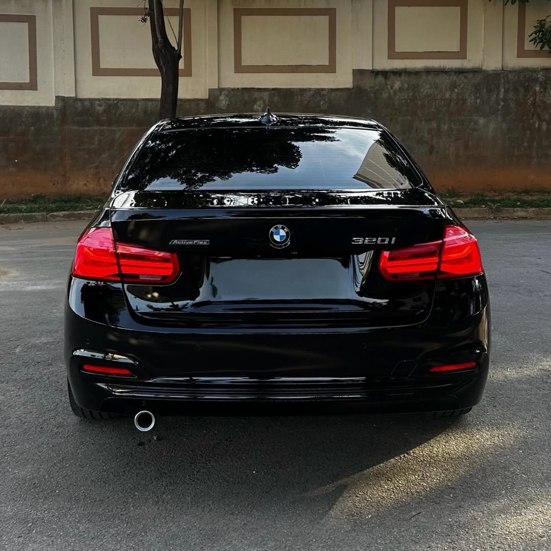 BMW 320i Sport 2016 88.000km à venda em Minas Gerais - Foto 4