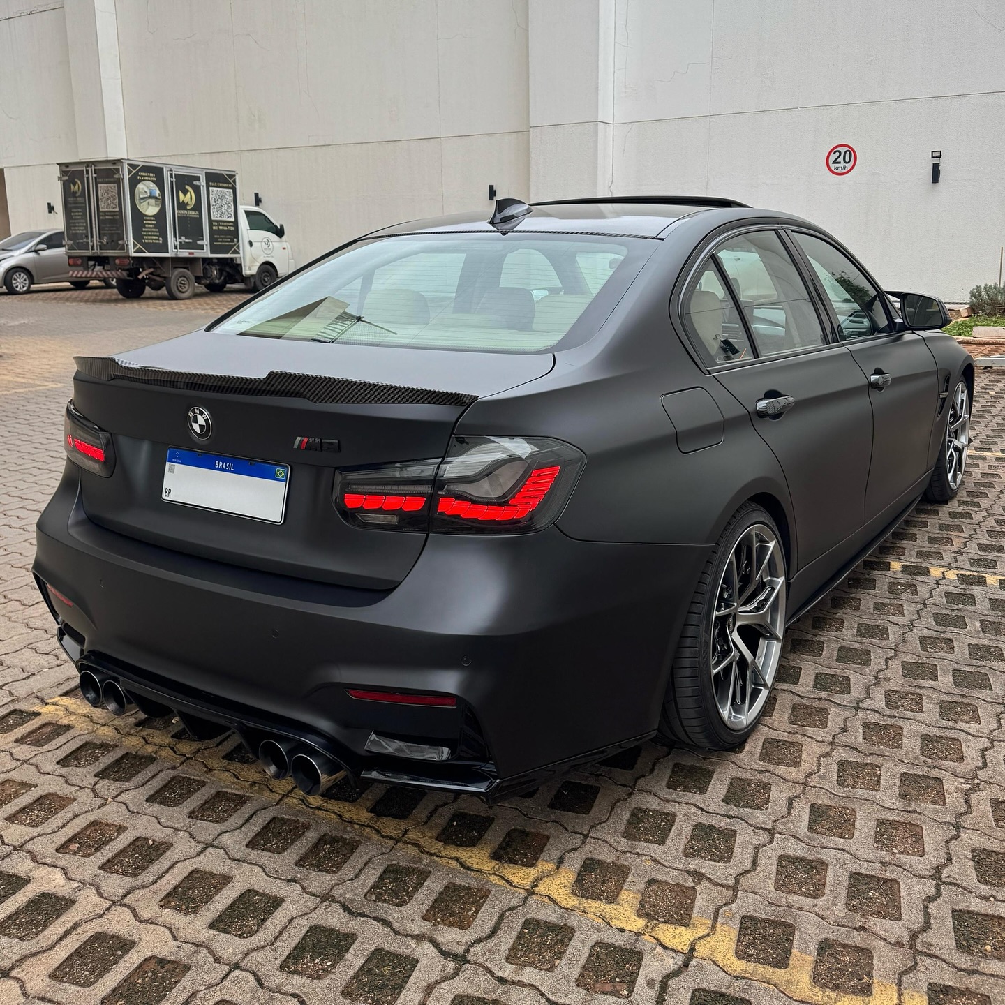 Imagem do Carro 3