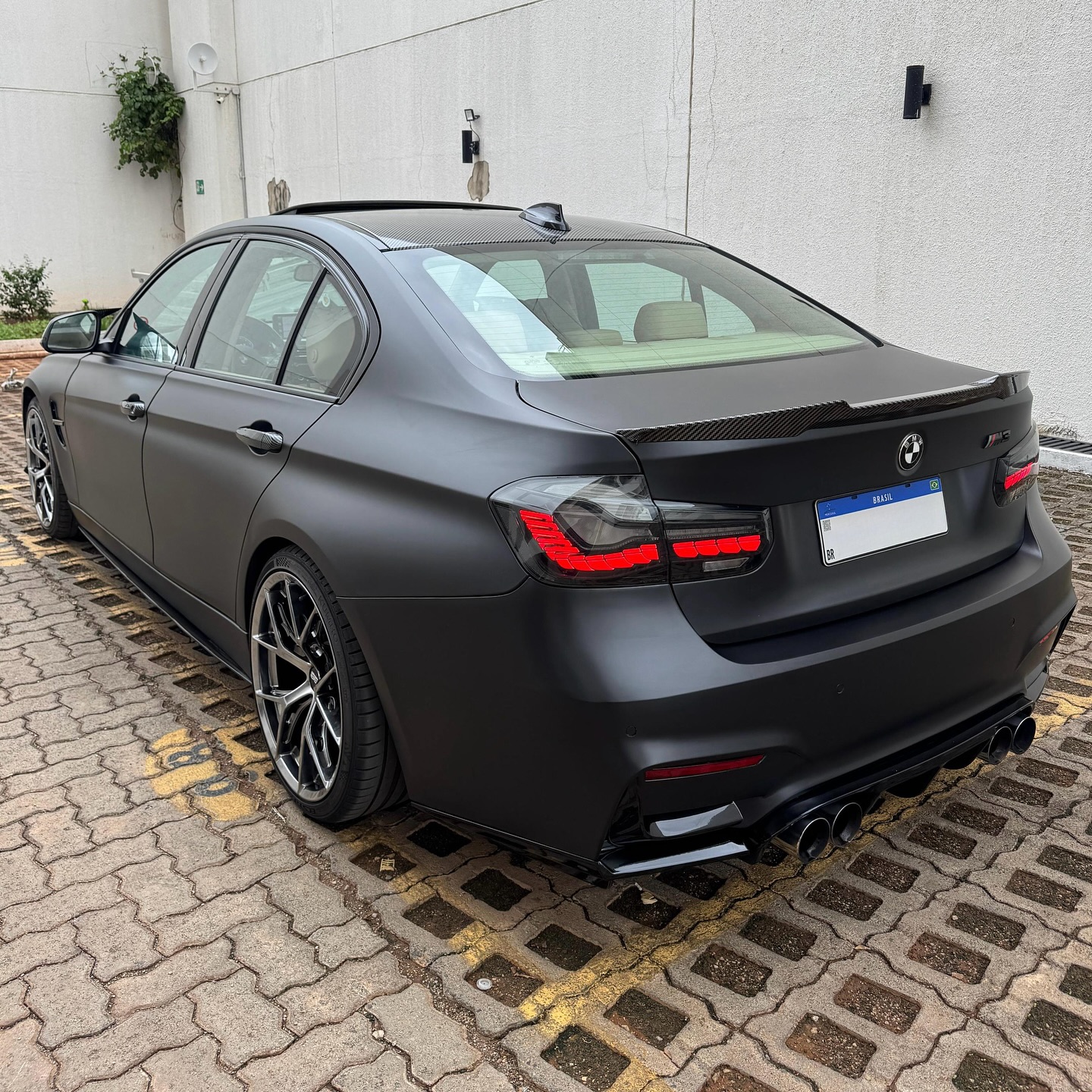 Imagem do Carro 5