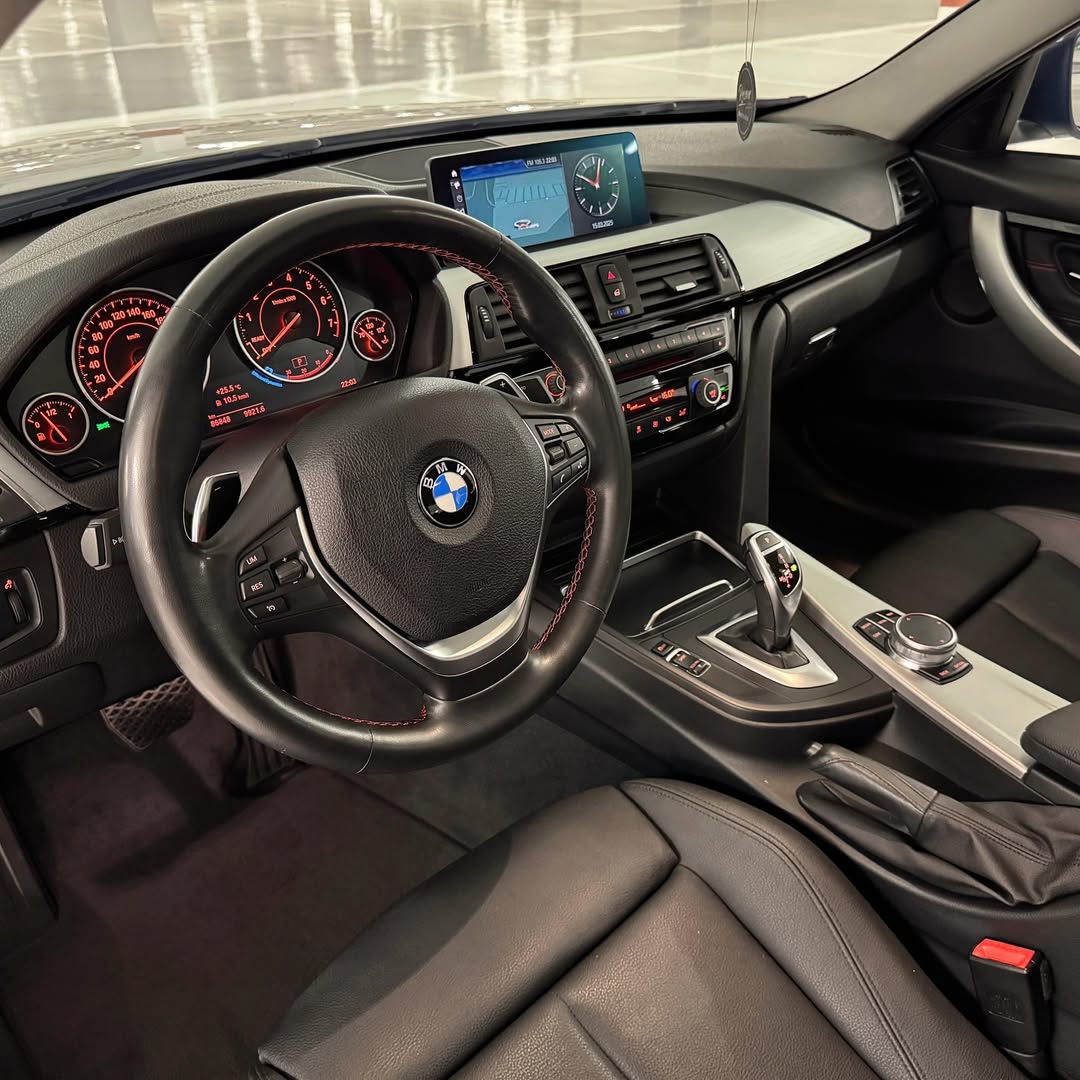 Imagem do Carro 8