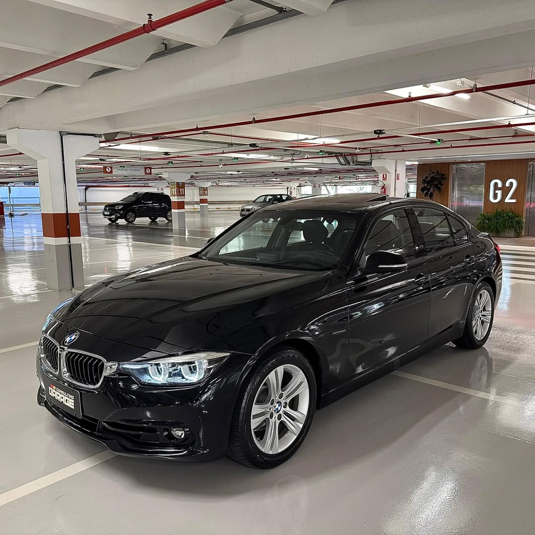 BMW 320i Sport GP  18/18 à venda em Brasília, District Federal, Brazil - Foto 2