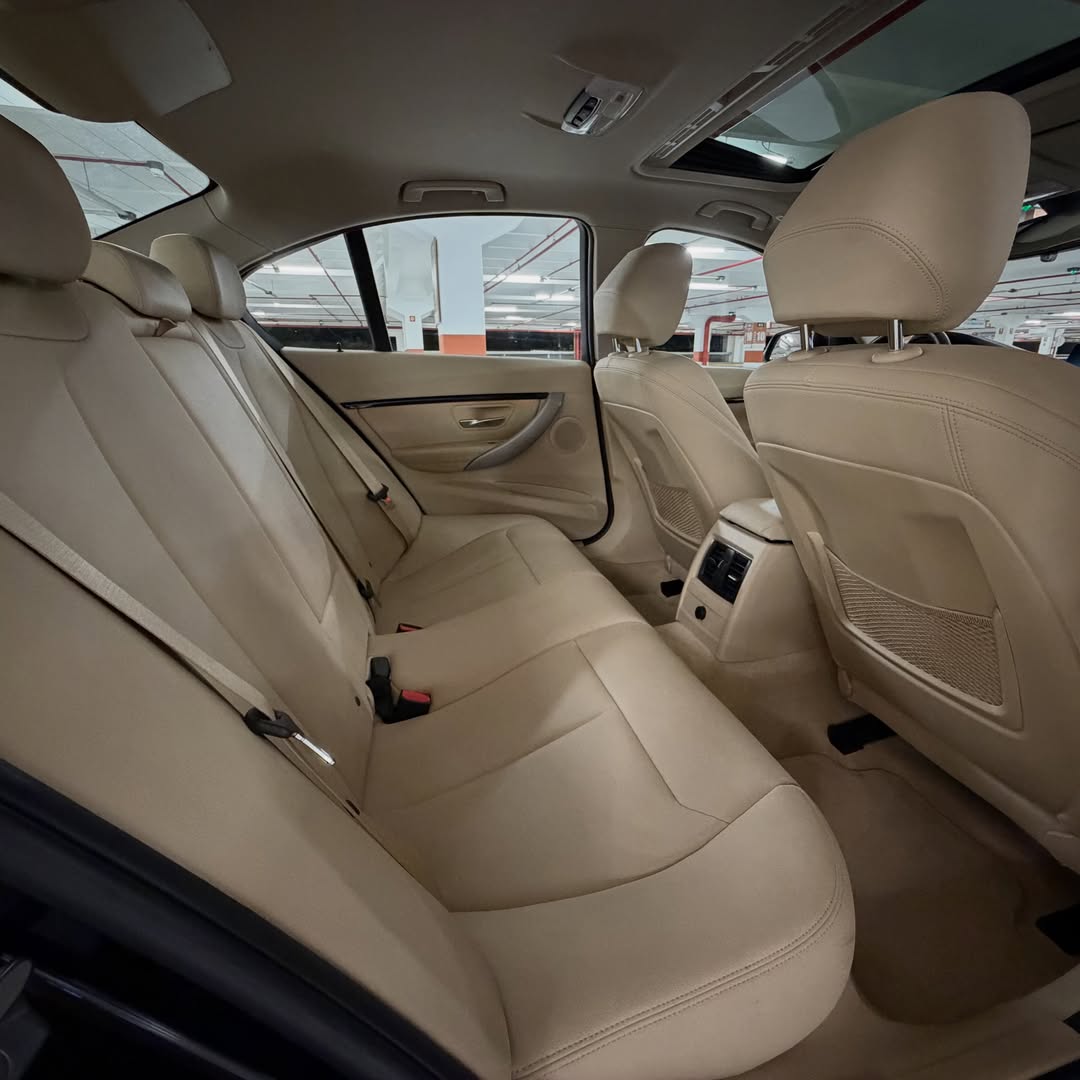 BMW 320i Sport GP  18/18 à venda em Brasília, District Federal, Brazil - Foto 10