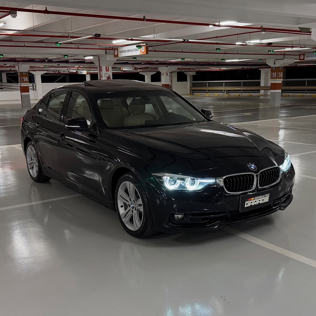 BMW 320i Sport GP  18/18 à venda em Brasília, District Federal, Brazil - Foto 5