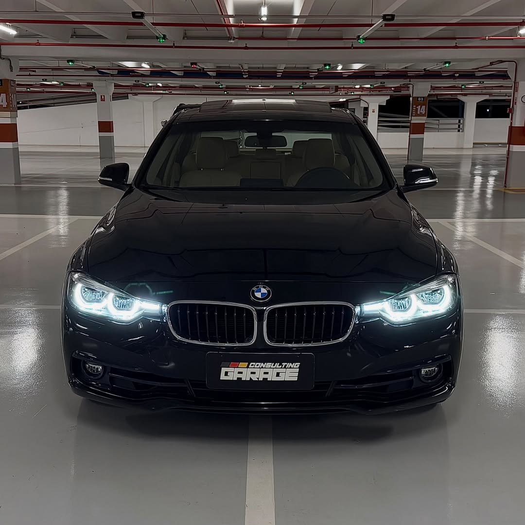 BMW 320i Sport GP  18/18 à venda em Brasília, District Federal, Brazil - Foto 6