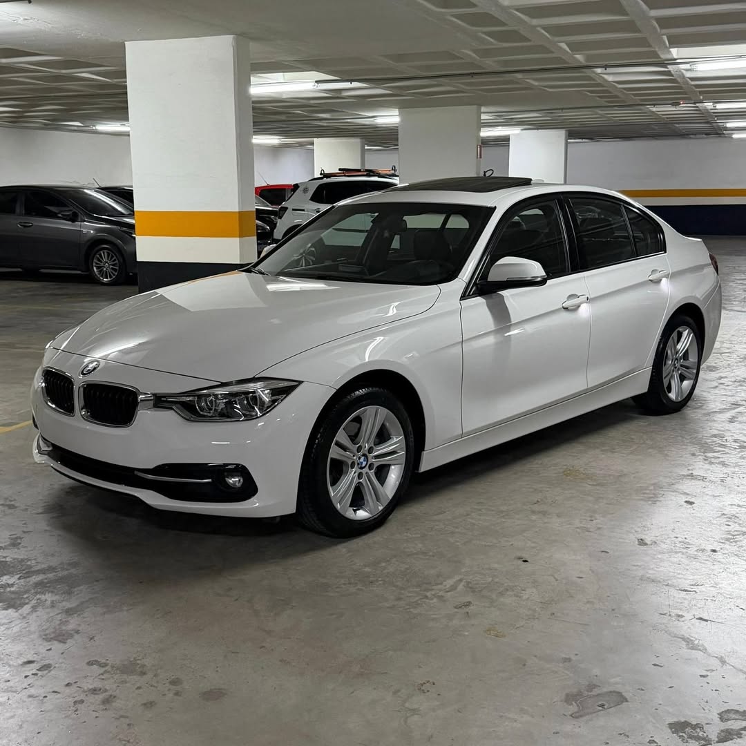 BMW 320i Sport GP  2017 à venda em São Paulo, Brazil - Foto 2
