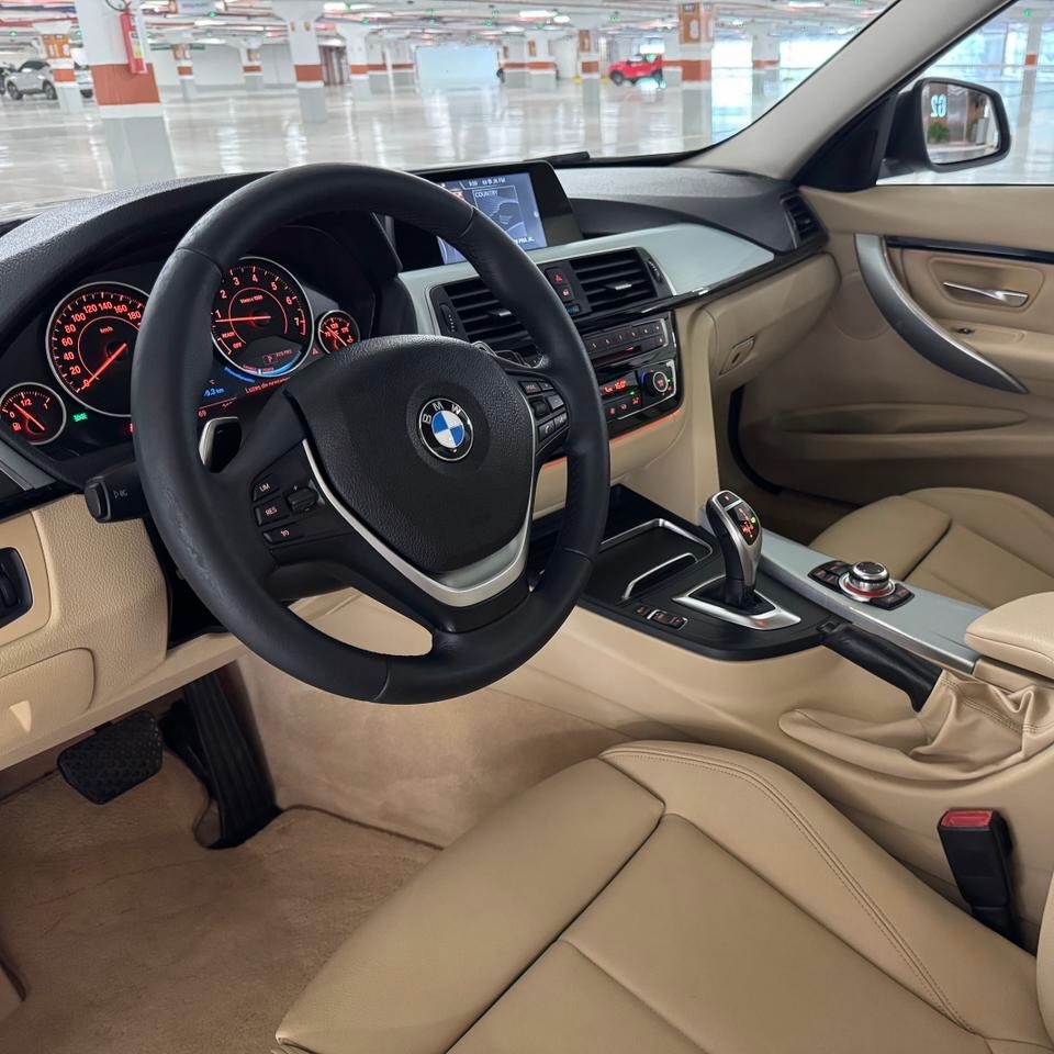 BMW 320i Sport GP  2017 à venda em Brasília, District Federal, Brazil - Foto 8