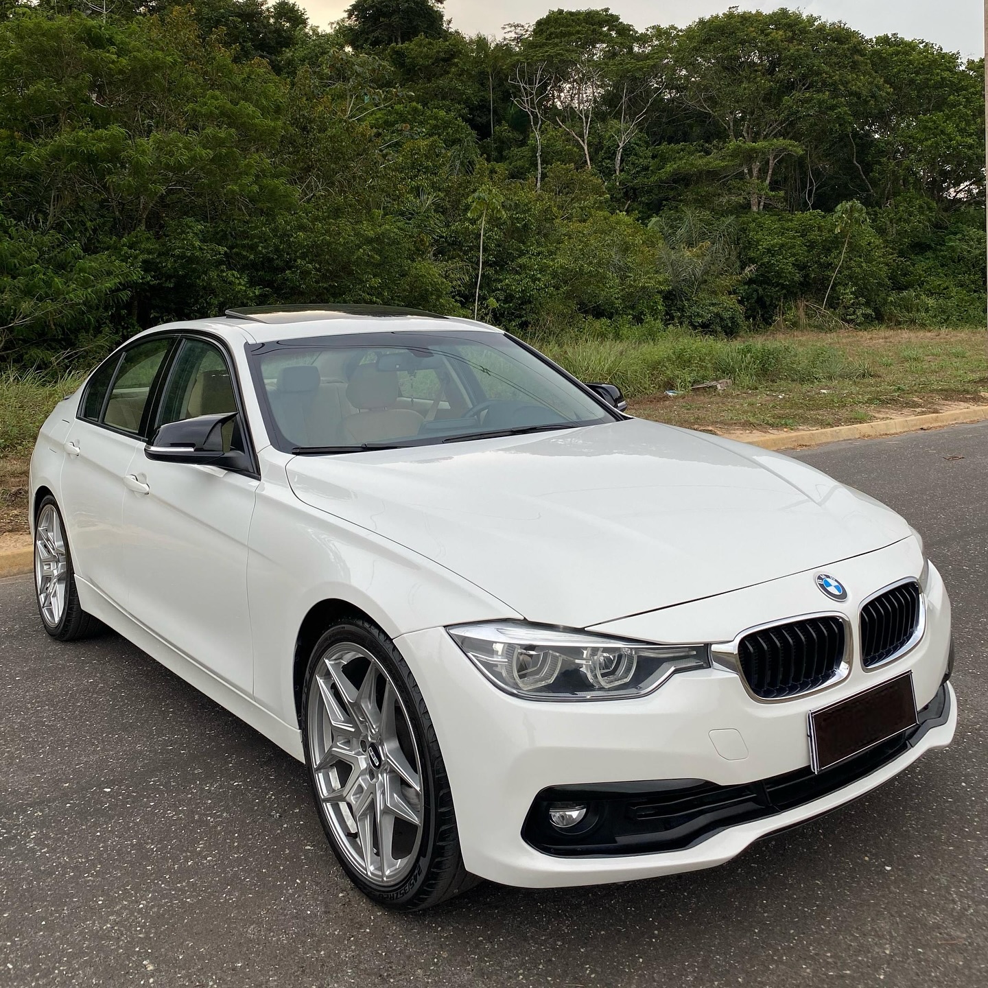 Imagem do Carro 4