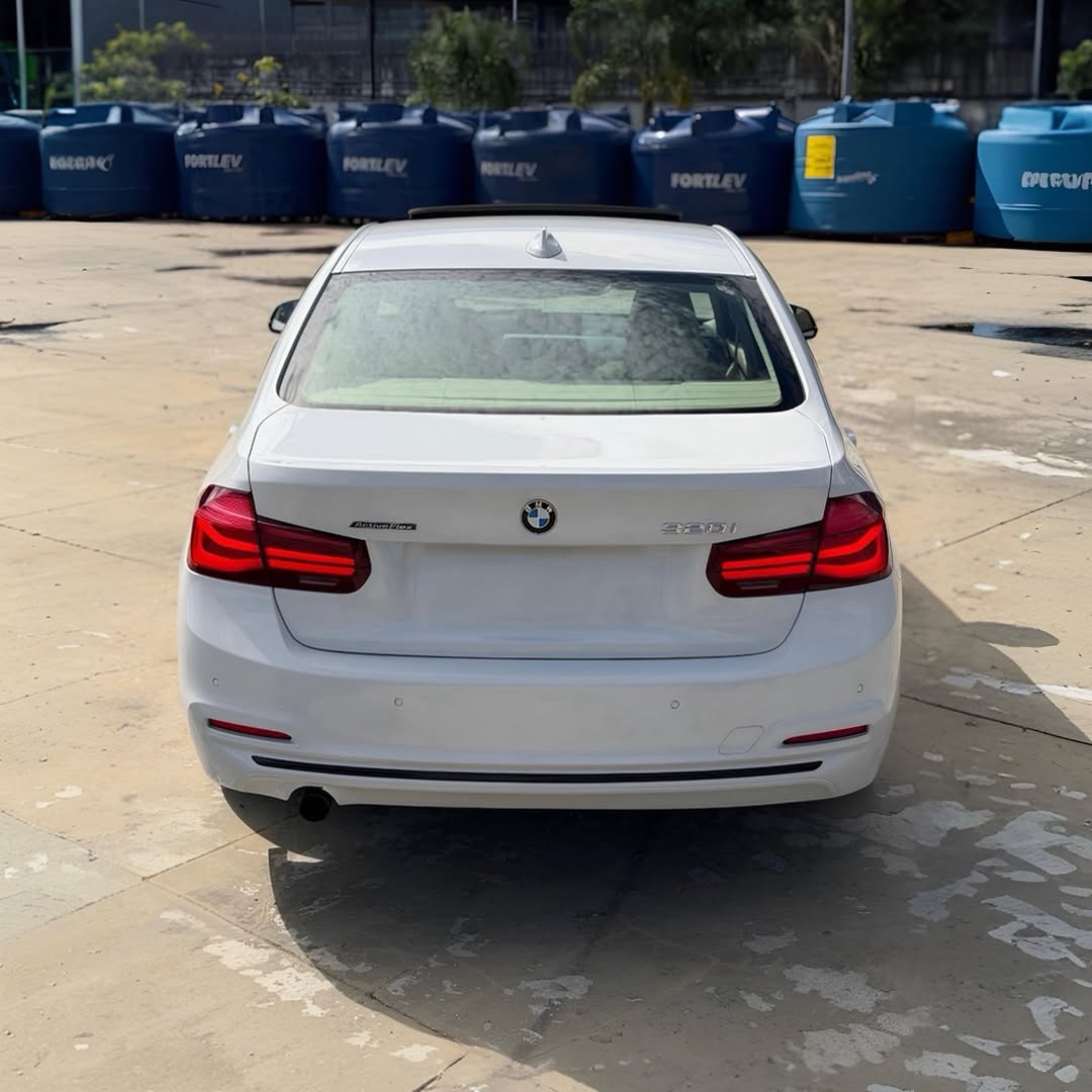 BMW 320i Sport GP  2018 à venda em São Paulo, Brazil - Foto 5