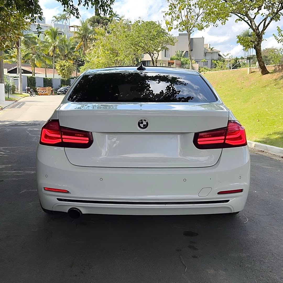 Imagem do Carro 4