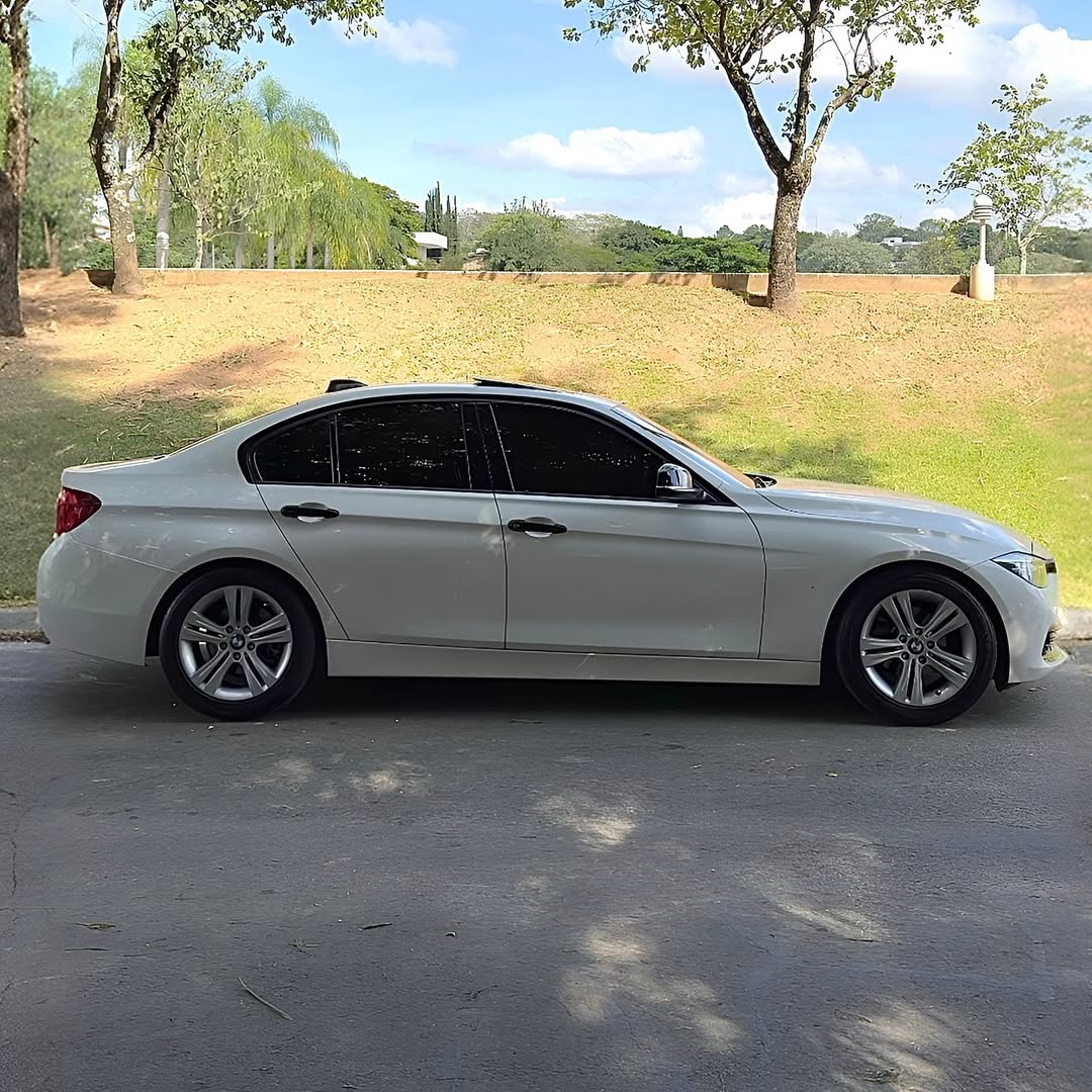 Imagem do Carro 5