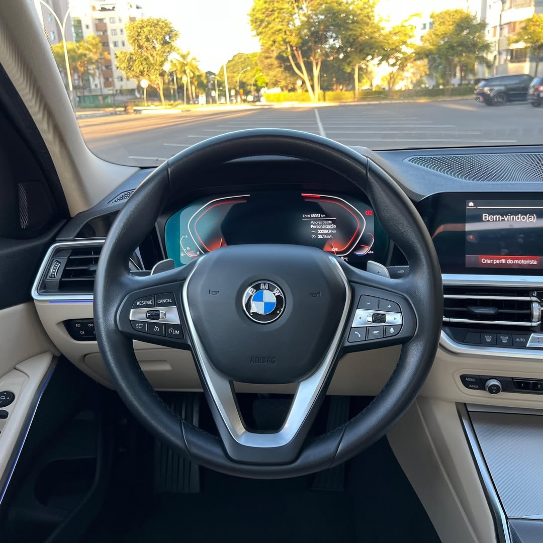 Imagem do Carro 8