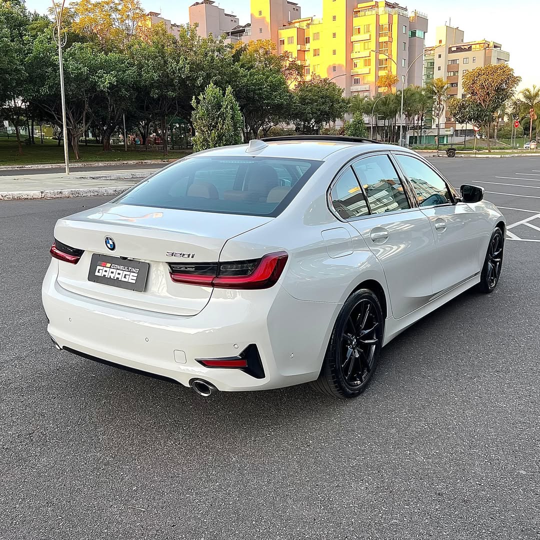 Imagem do Carro 6