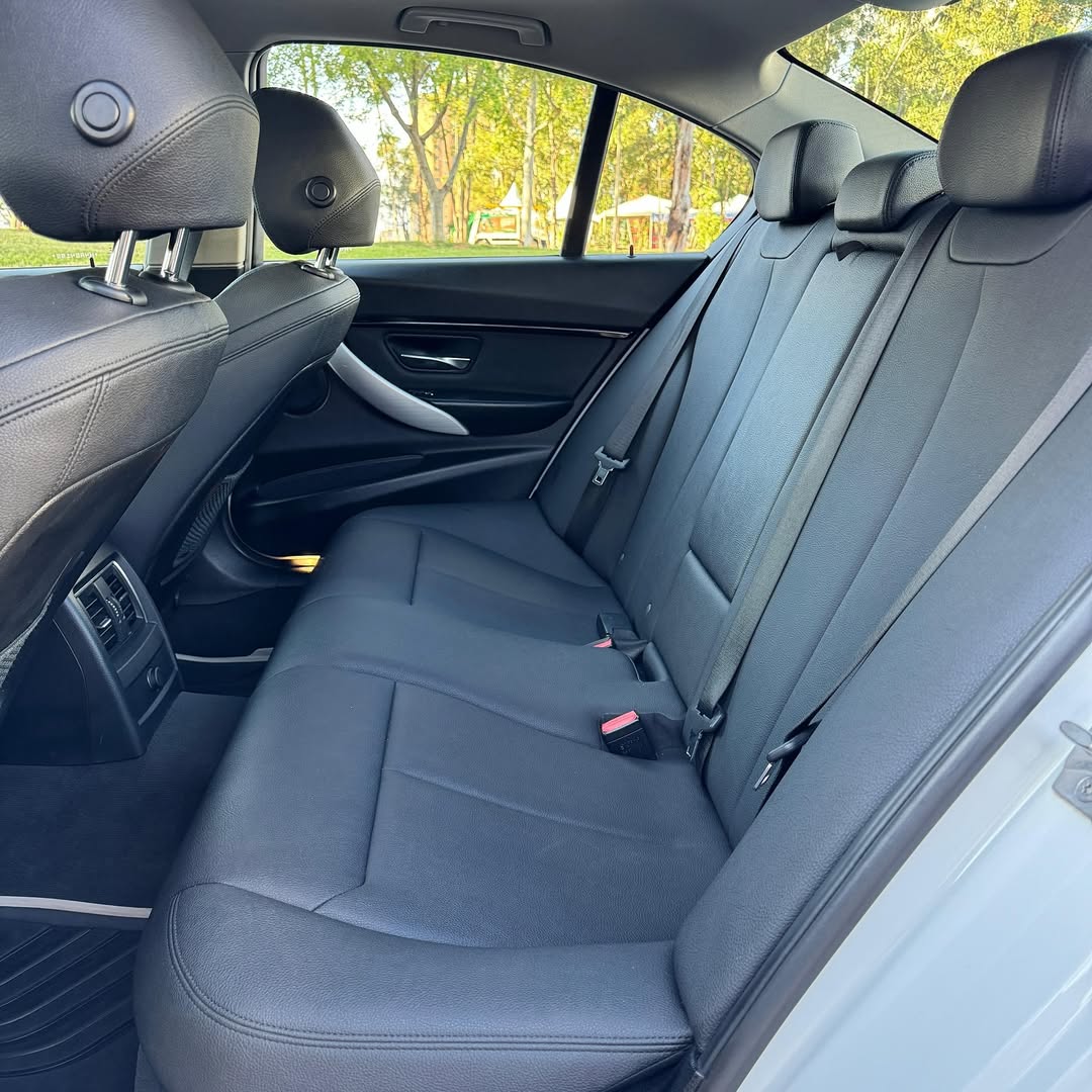 Imagem do Carro 10