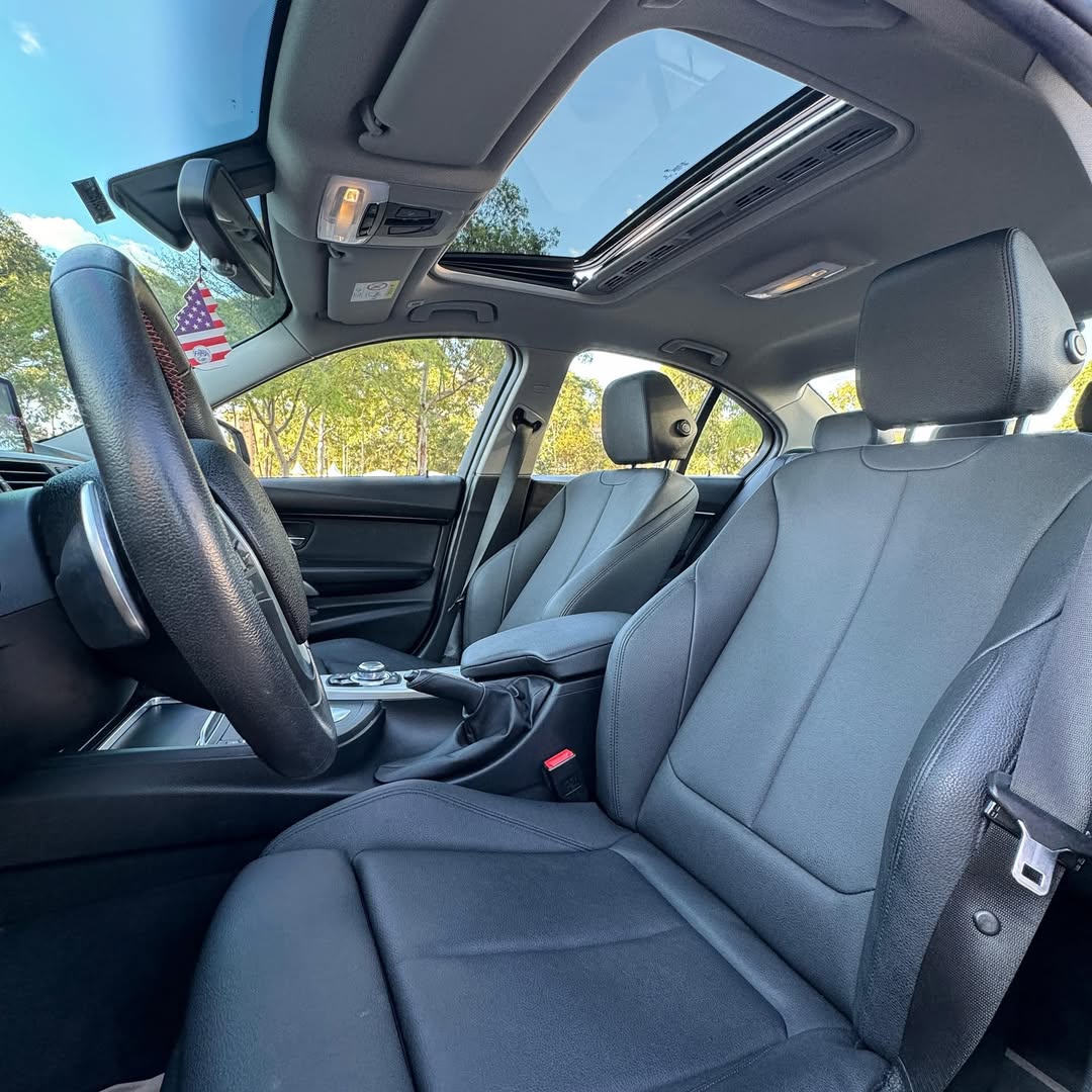 Imagem do Carro 9