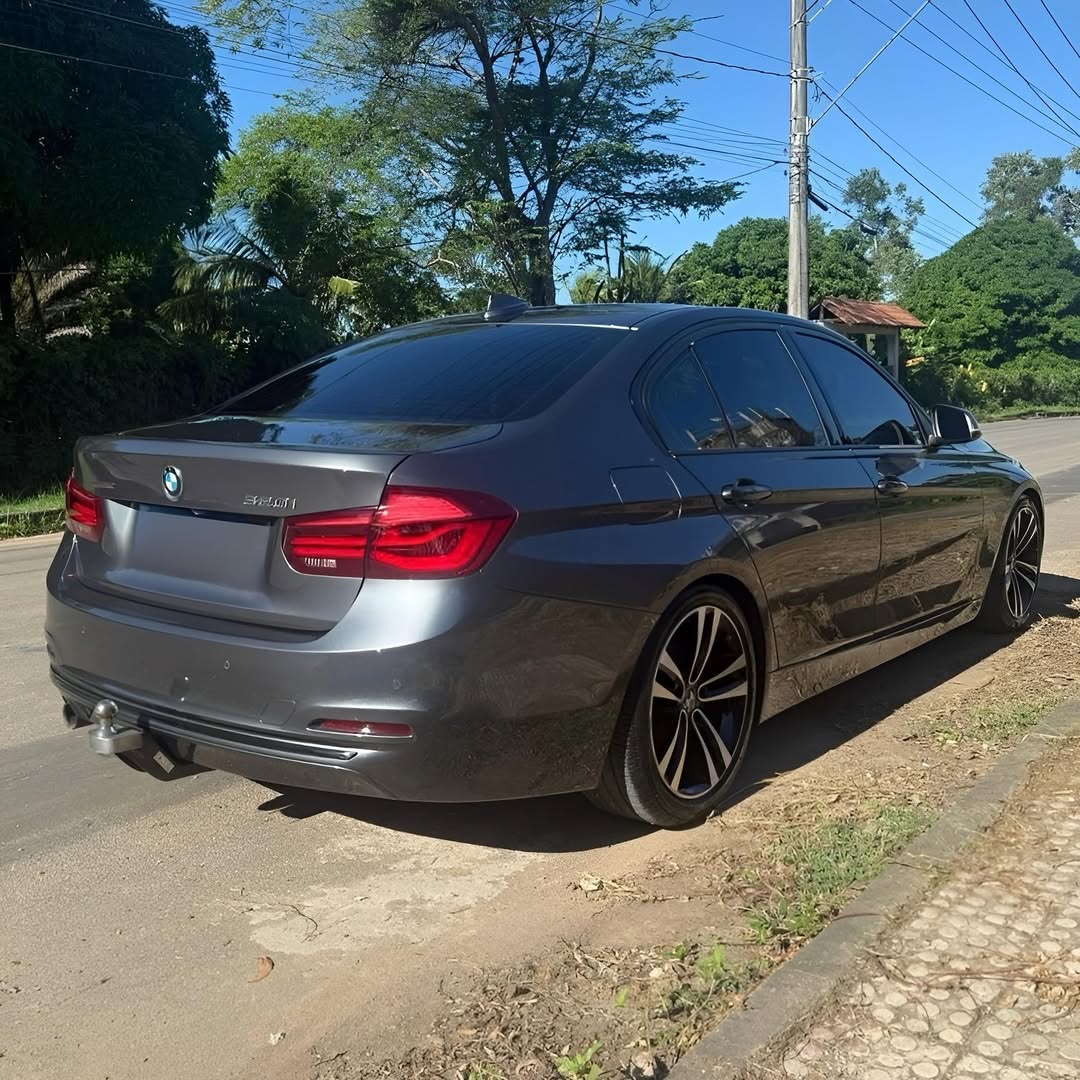 Imagem do Carro 4