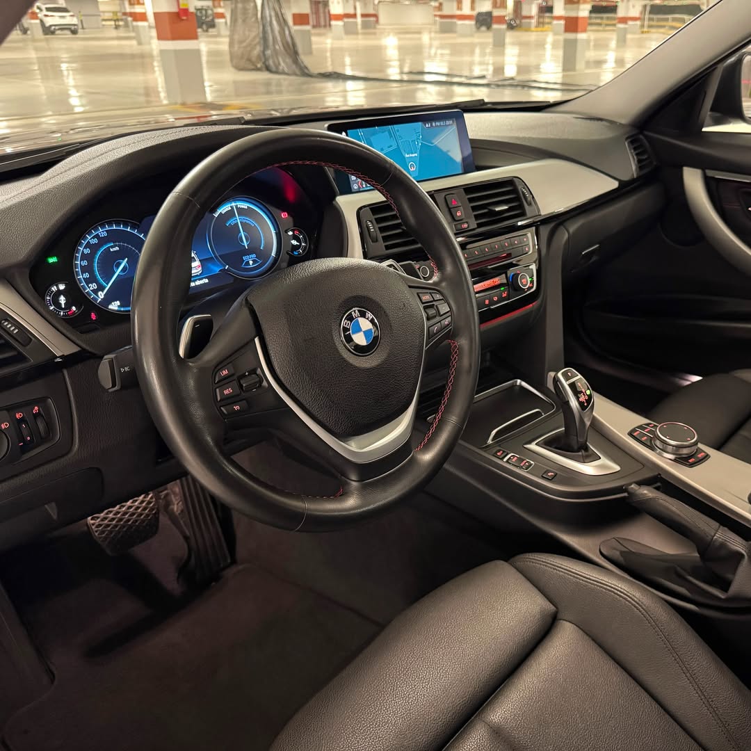 BMW 320i Sport GP Plus 18/18 54.000km à venda em Brasília, District Federal, Brazil - Foto 8