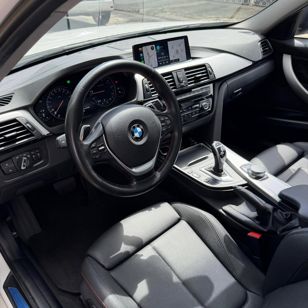 BMW 320i Sport GP Plus 18/18 69.700km à venda em São Paulo, Brazil - Foto 7