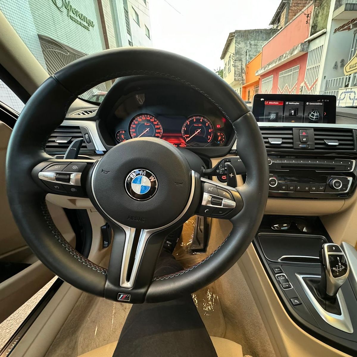 Imagem do Carro 8