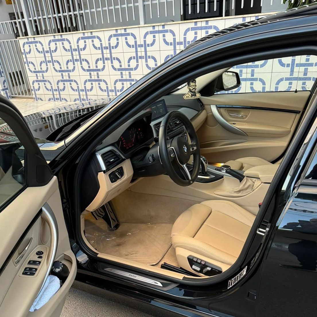 Imagem do Carro 9