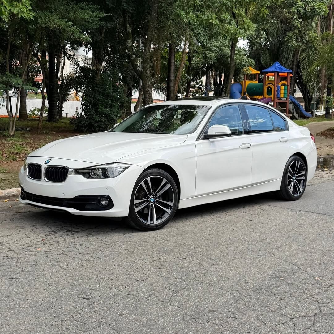 BMW 320i Sport GP Plus 18/18 à venda em São Paulo, Brazil - Foto 2