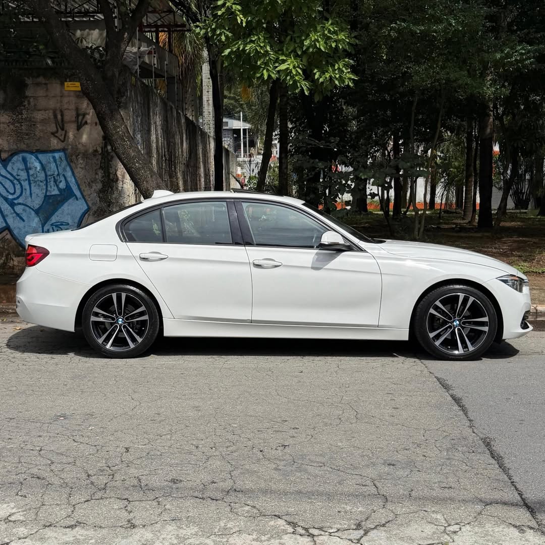 BMW 320i Sport GP Plus 18/18 à venda em São Paulo, Brazil - Foto 5