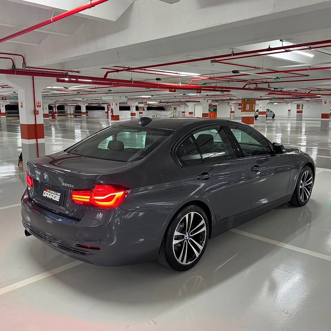 BMW 320i Sport Plus 18/18 58.000km à venda em São Paulo, Brazil - Foto 4